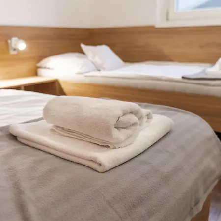 Poganyko Vendeghaz 2 公寓 Pakozd