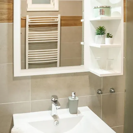 Poganyko Vendeghaz 2 公寓 *